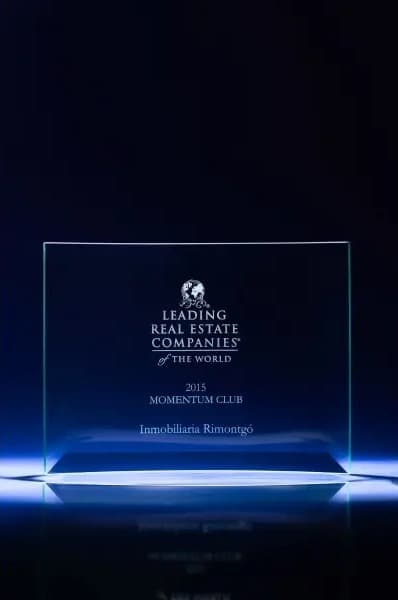 Momentum Club - 2015 Momentum Club - 2015