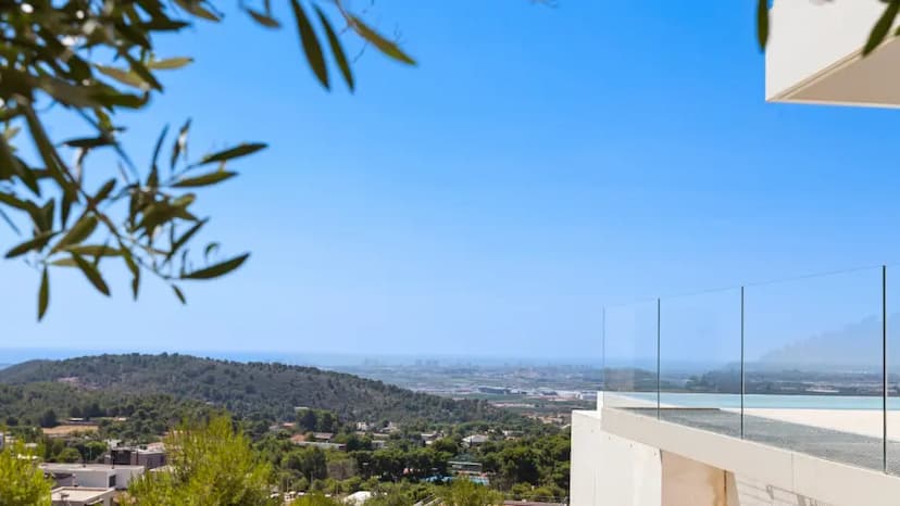 Los Monasterios Los Monasterios